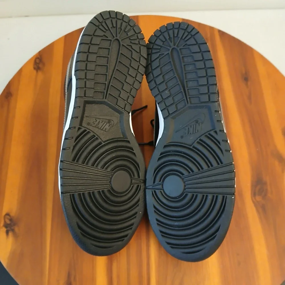 Nike see images